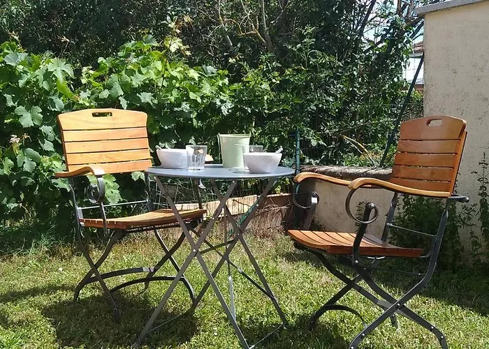 Studio En Rez De Jardin Le Clos Des Cent Vignes A Beaune
