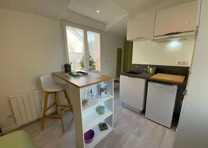Studio En Rez De Jardin Le Clos Des Cent Vignes A Beaune